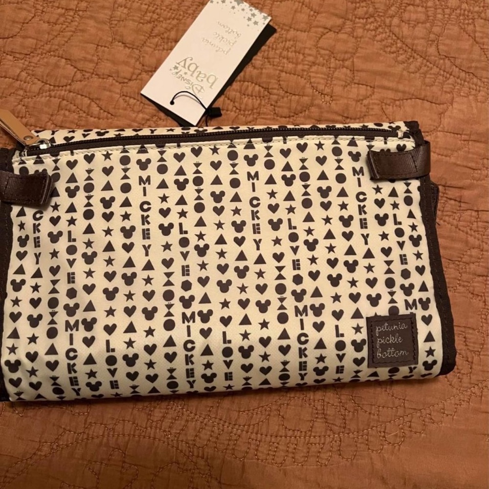 Petunia Pickle Bottom changing pad